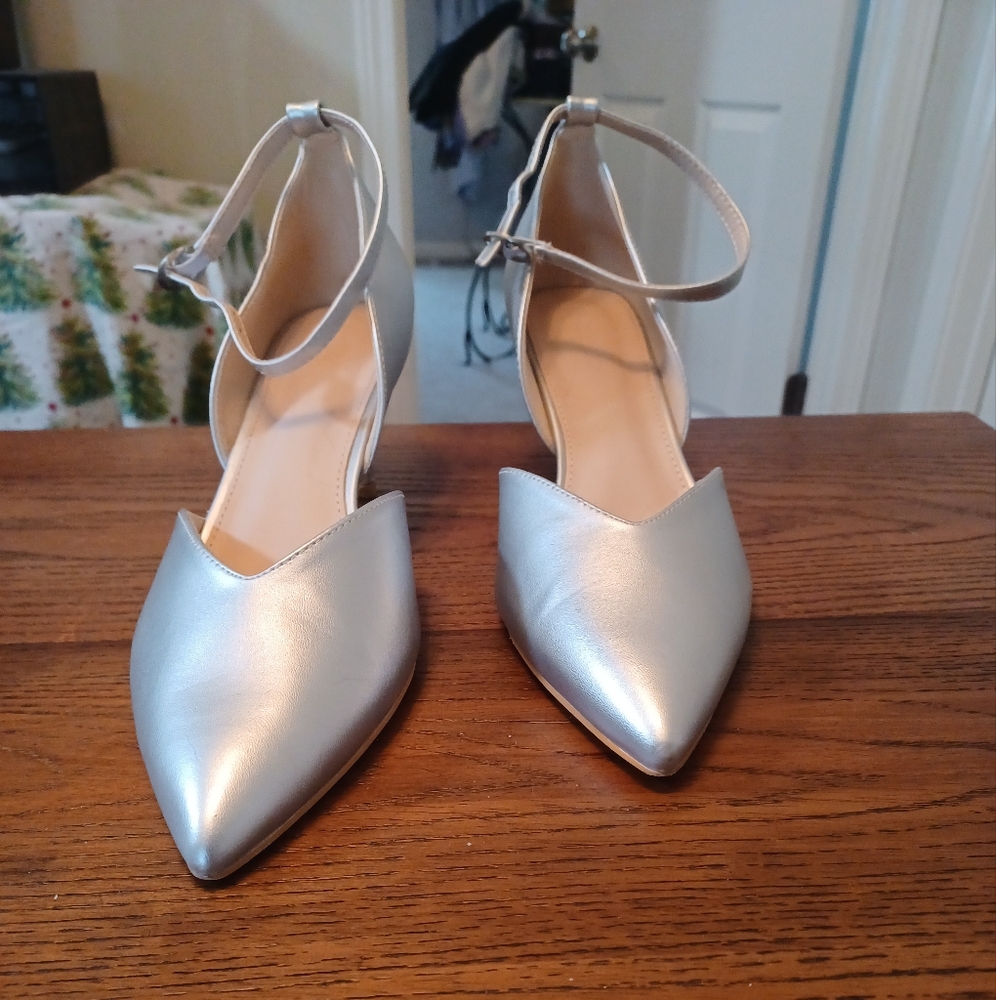 Shimmering Silver High Heels with Pointed Toe